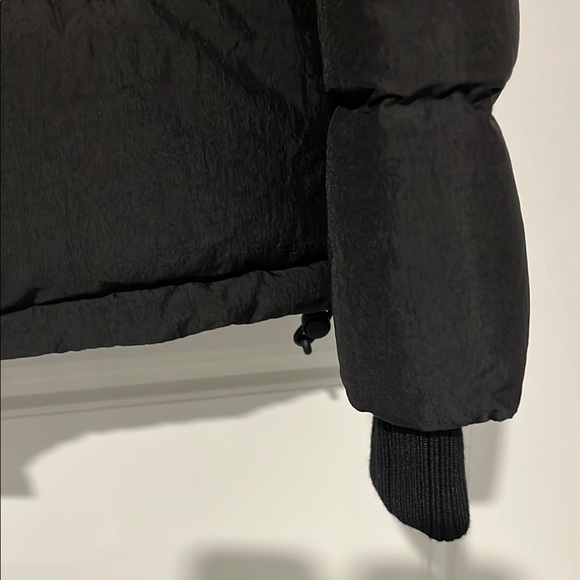 Pajar NWT Channel quilted puffer jacket with a hooded bib and duck down fill XS. - Picture 10 of 16